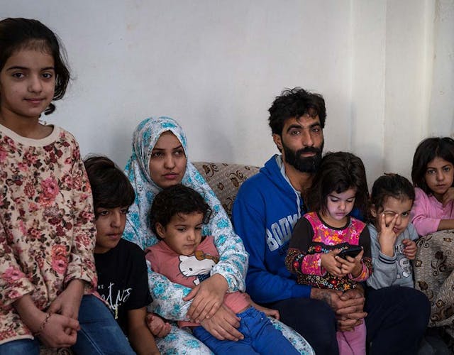 Familie Almousa is gevlucht naar Griekenland en zitten op dit moment muurvast
